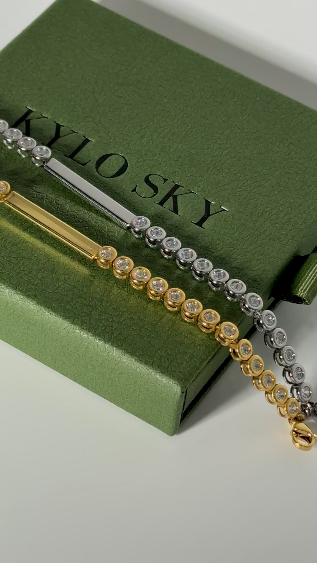 Lumi Tennis Bar Bracelet